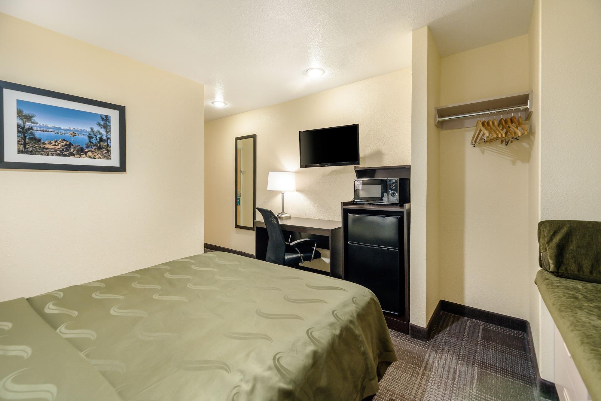 Quality Inn & Suites Near Nas Fallon Exterior foto